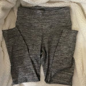 PINK VICTORIA SECRET YOGA LEGGINGS